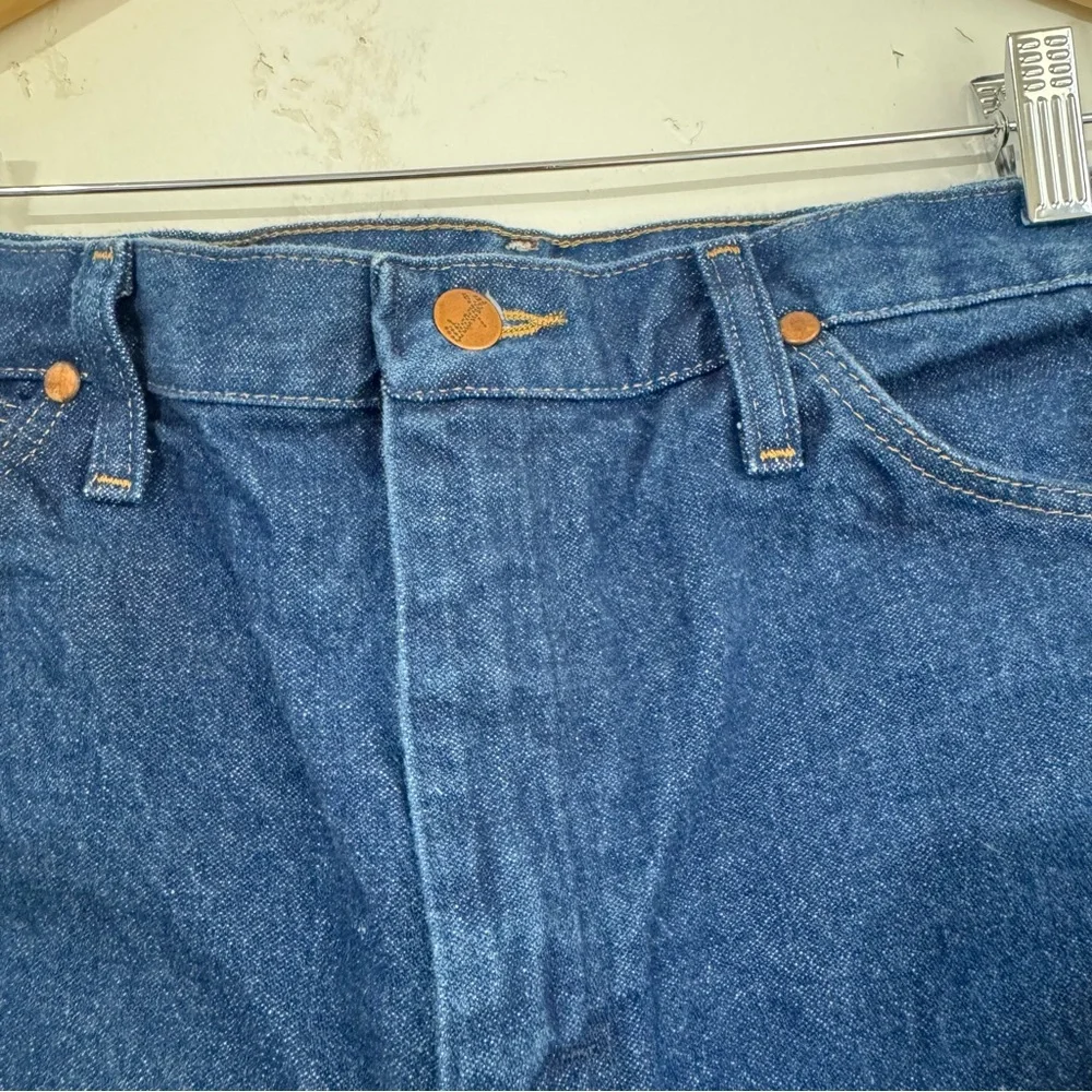 Wrangler Vintage Dark Wash Straight Jeans (Waist 31, Inseam 29) - Picture 8 of 9